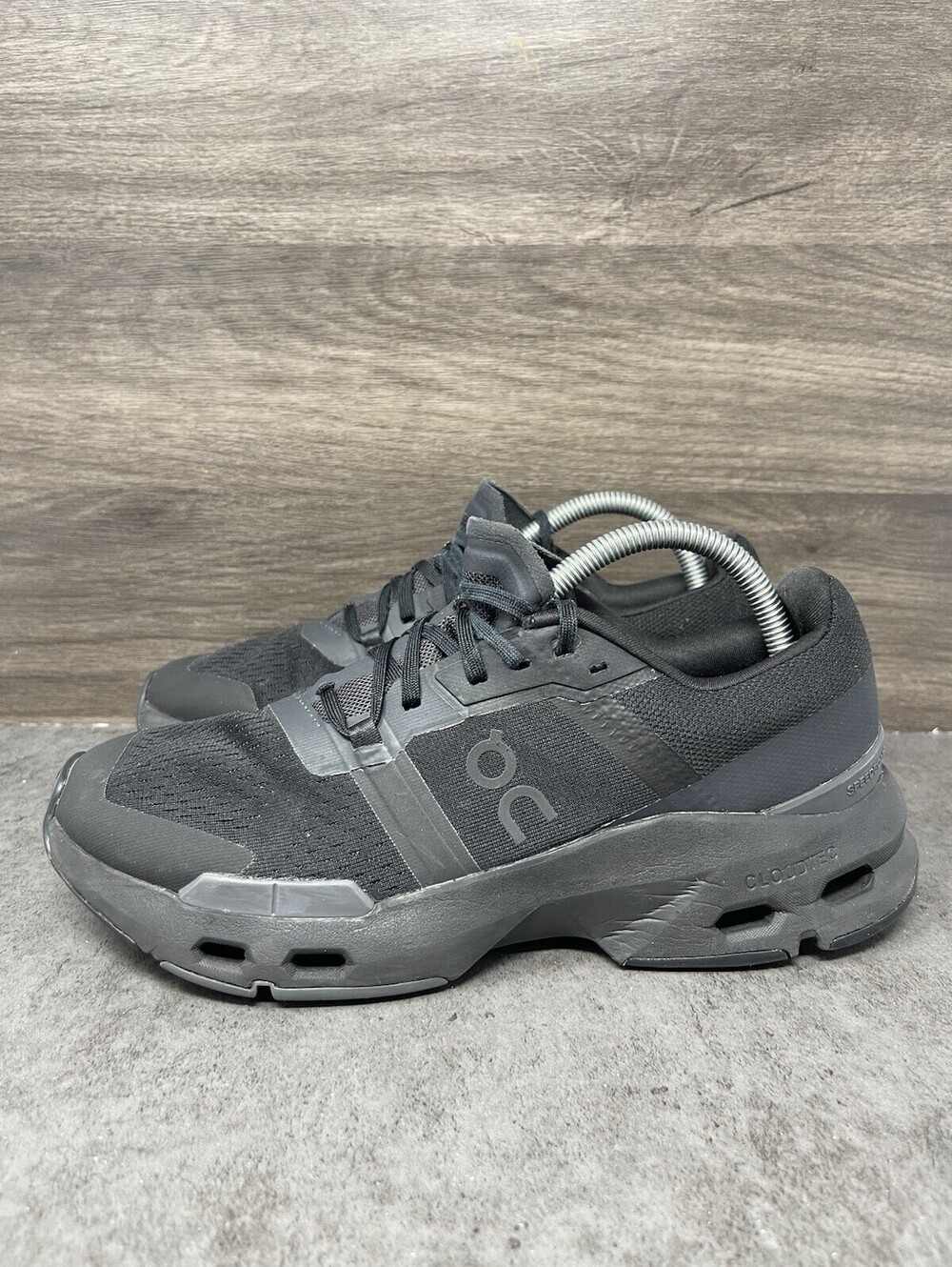 On Cloudpulse Running Sneakers Womens Size 9 Black Athletic Trainer